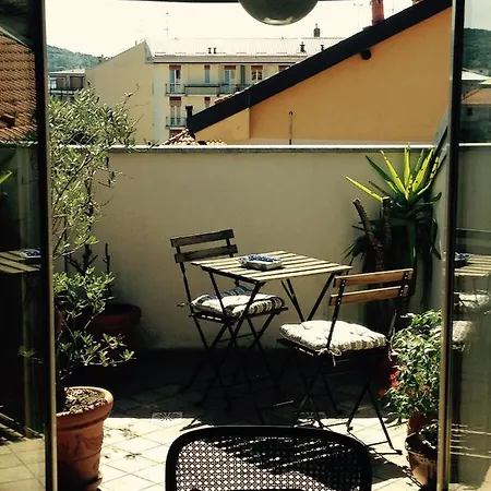L'atelier, Mansarda Vista Lago Διαμέρισμα